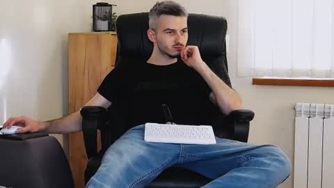 magic_storms online show from June 26, 2:08 pm