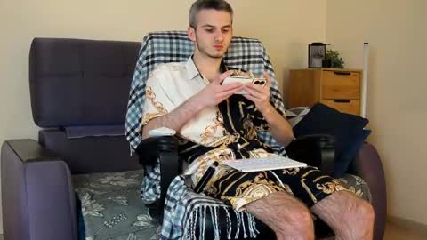 magic_storms online show from April 20, 1:30 am