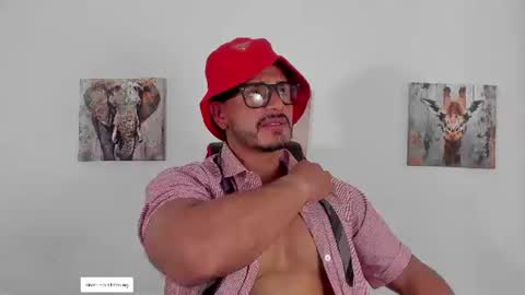 Magnusclark online show from July 28, 6:53 pm