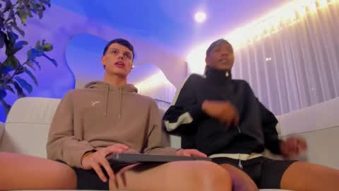 MAICOL  online show from October 25, 2:57 am