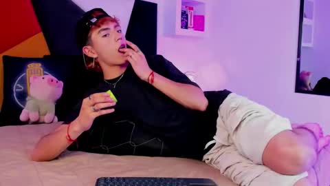 Maiky Cooper online show from December 15, 8:28 pm