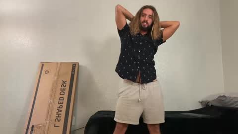 Mack  Makingmoans Twitter online show from November 11, 4:34 pm