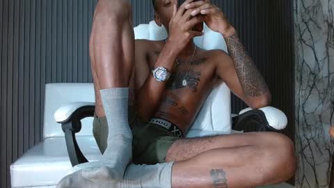 man_san11 online show from October 12, 5:29 pm