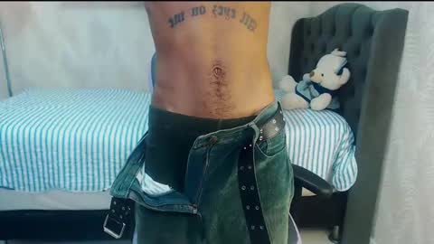 man_san11 online show from December 5, 3:28 pm