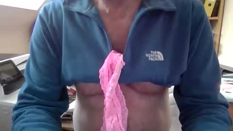 manbitcher online show from March 14, 9:27 am