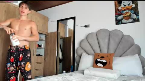 manucute 23  online show from March 4, 3:30 pm