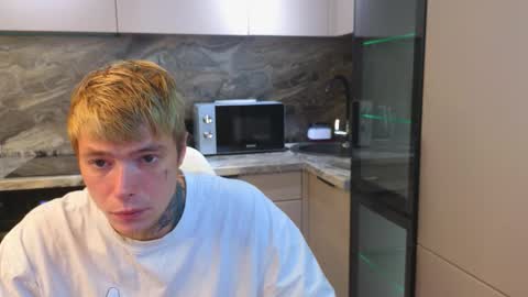 Snapshot of maradon__don chatting on September 23, 7:40 am Andre Cam online show from September 23, 7:40 am