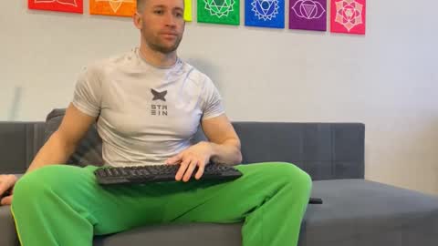 alex marvelxx online show from March 1, 9:20 am