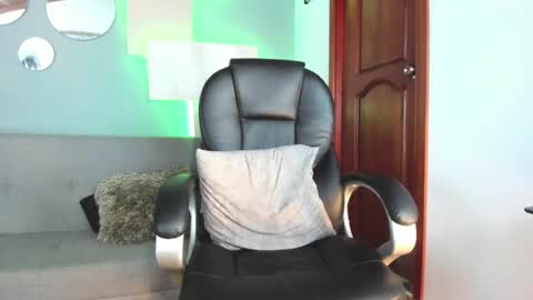 Snapshot of marcus_jax1 chatting on December 7, 4:09 am Marcus Jax1 online show from December 7, 4:09 am