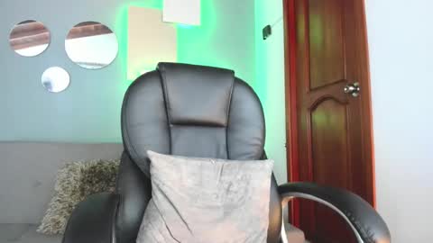 Snapshot of marcus_jax1 chatting on January 6, 2:26 am Marcus Jax1 online show from January 6, 2:26 am