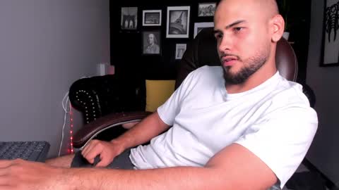 marcus_soler online show from May 25, 2:56 pm
