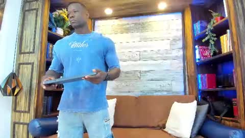 Marcusssss online show from July 13, 2:30 pm