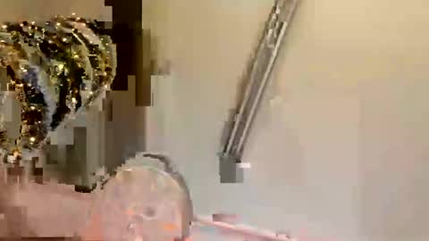 Mark online show from December 16, 8:32 am