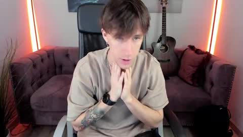 mark_caron online show from June 3, 12:51 pm