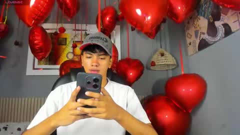 markbowie online show from February 13, 1:38 pm