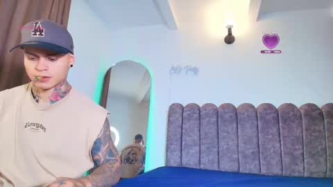 Sebastian online show from November 1, 3:21 am