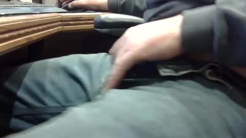 markpanier online show from December 7, 2:09 am