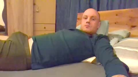 markus_7 online show from November 4, 7:15 pm