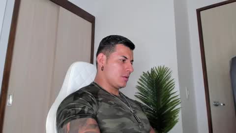 markus... Y online show from February 3, 11:26 pm