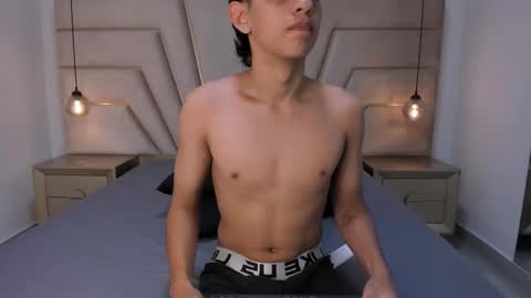 maroxcute online show from November 7, 11:24 am