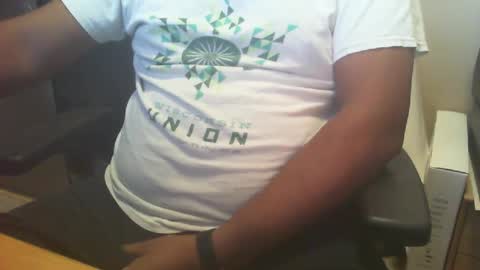 Married Horny Guy online show from December 9, 2:18 pm