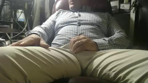 only fans marrieddad19751975 online show from February 23, 8:10 pm