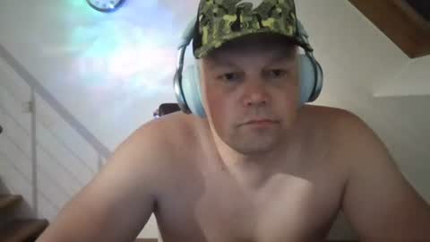 mars0481 online show from July 7, 8:45 pm