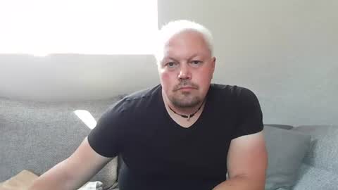 mars0481 online show from July 29, 10:03 am