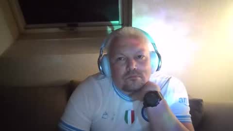 mars0481 online show from June 4, 9:32 pm