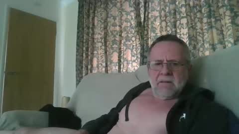 martinrgbxxxx online show from March 16, 11:36 am