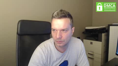 Snapshot of maschiodavide89 chatting on January 27, 7:24 am David online show from January 27, 7:24 am