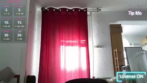 greenhot2 online show from April 2, 3:31 pm