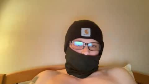 Snapshot of maskedupleo chatting on September 20, 6:57 am maskedupleo online show from September 20, 6:57 am