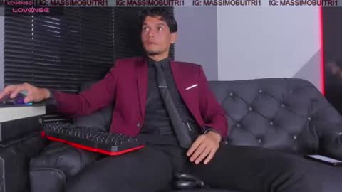 I am Massimo online show from July 20, 11:17 pm