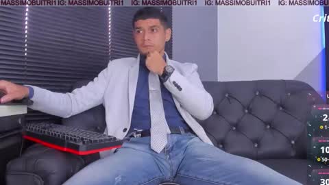 I am Massimo online show from February 27, 1:33 pm