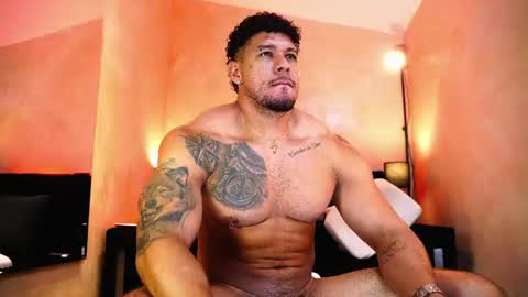 massimowalton2 online show from July 1, 12:50 pm