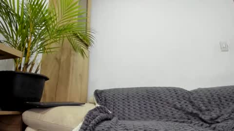 tiago online show from May 26, 11:17 am