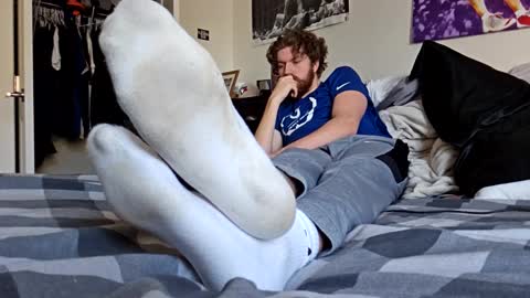 Snapshot of masterevan15 chatting on February 16, 9:05 pm CanuckSoles online show from February 16, 9:05 pm