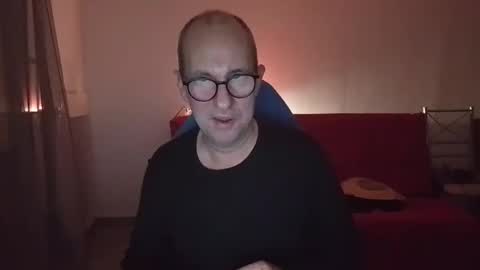 Snapshot of mat11efou chatting on October 20, 12:47 am mat11efou online show from October 20, 12:47 am