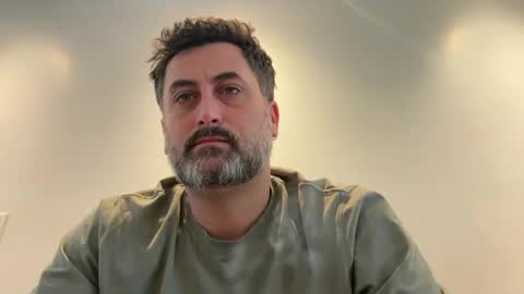 Snapshot of mat_johof chatting on March 11, 1:23 pm mat_johof online show from March 11, 1:23 pm