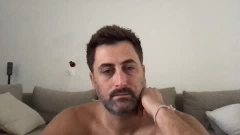 Snapshot of mat_johof chatting on September 13, 8:15 am mat_johof online show from September 13, 8:15 am