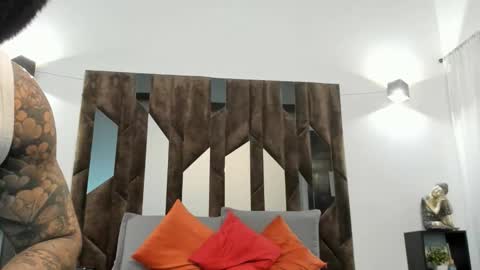 mateo_dilucajs1 online show from December 2, 9:56 am