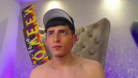 mateo mitchell online show from October 20, 5:44 am