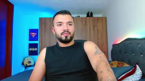 mathewhot3 online show from November 17, 2:36 am