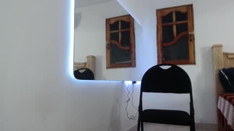 mathews__ online show from November 15, 3:52 am