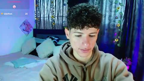     online show from March 24, 8:35 pm