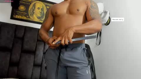 matt rodriguez92 online show from July 14, 10:43 am