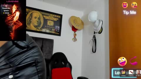 matt rodriguez92 online show from April 13, 9:54 am