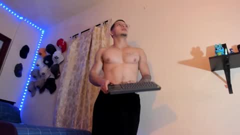 Snapshot of matt_your_master_ chatting on October 18, 10:53 am Matt online show from October 18, 10:53 am