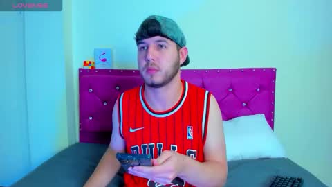 matthewlatinc online show from February 22, 2:24 am